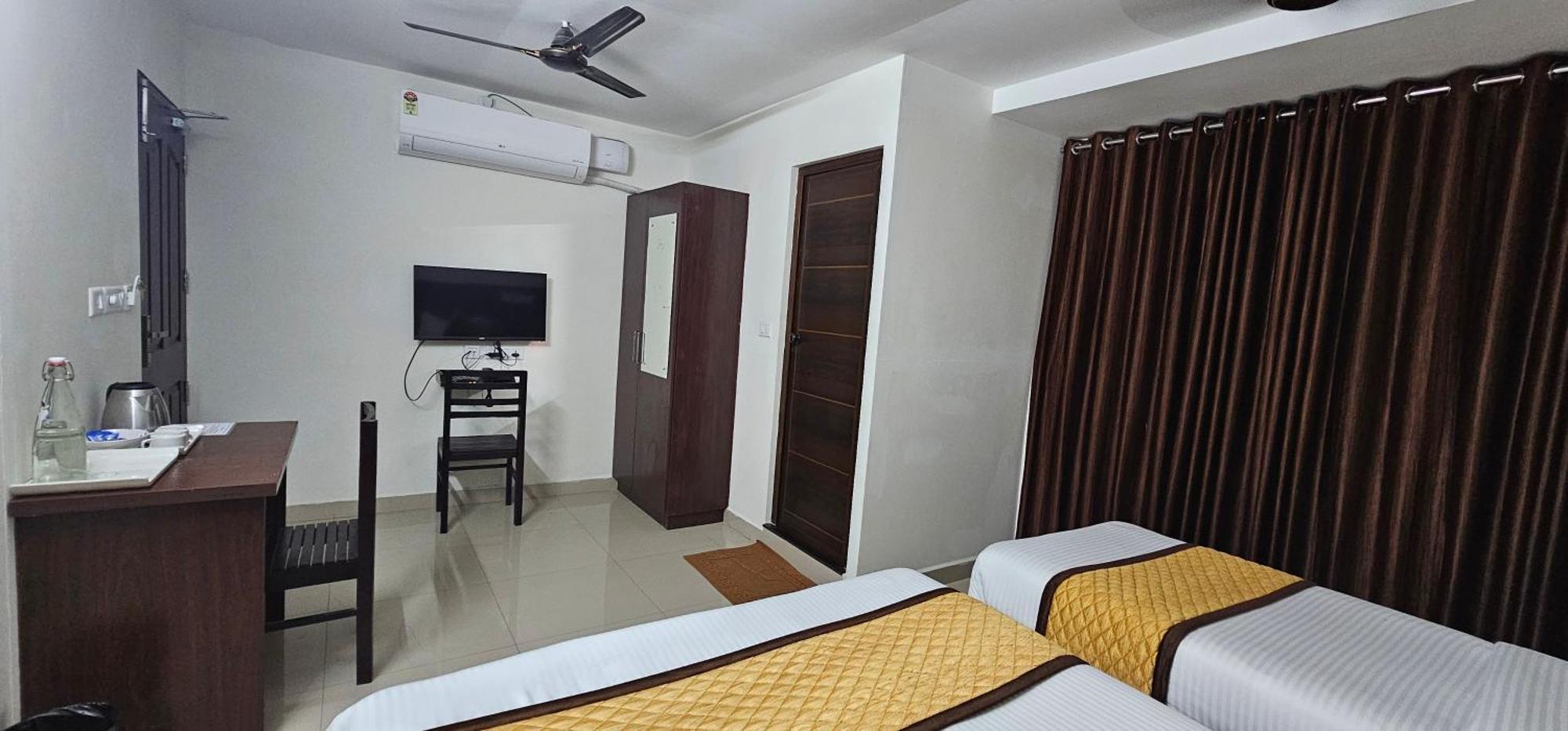 Blueway Residency Downtown Hotel Thiruvananthapuram Luaran gambar